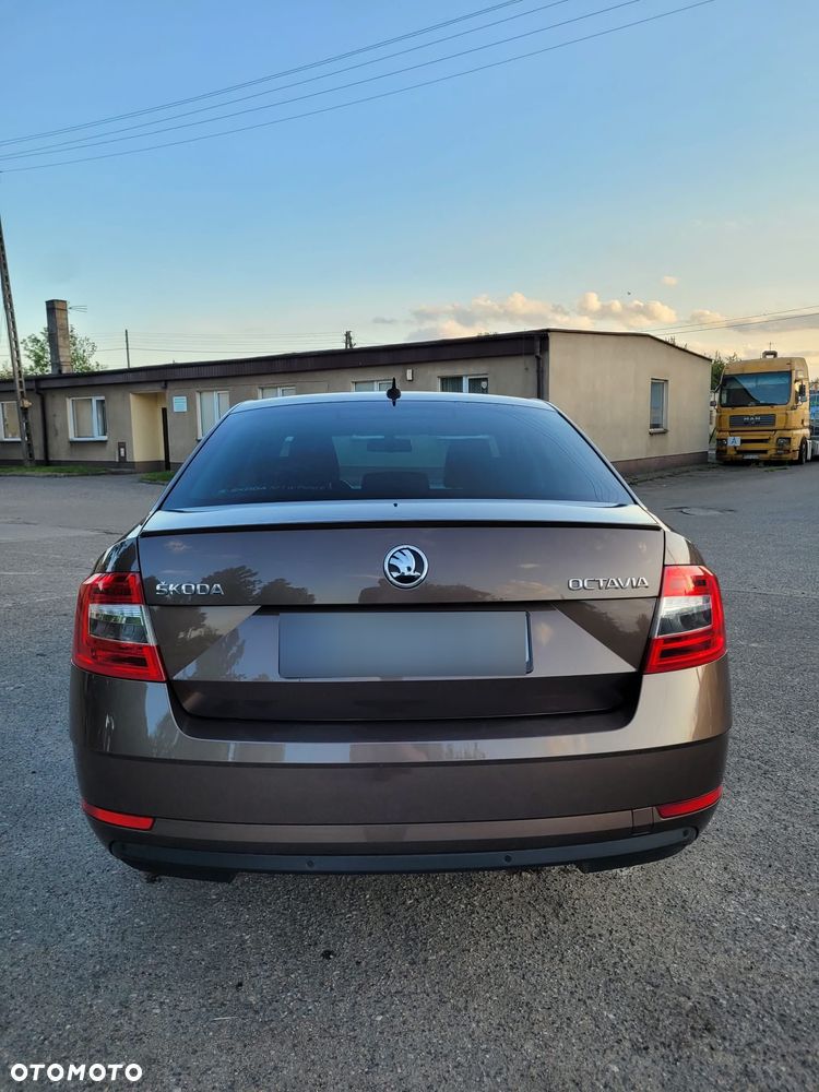 Skoda Octavia 1.8 TSI Drive - 5