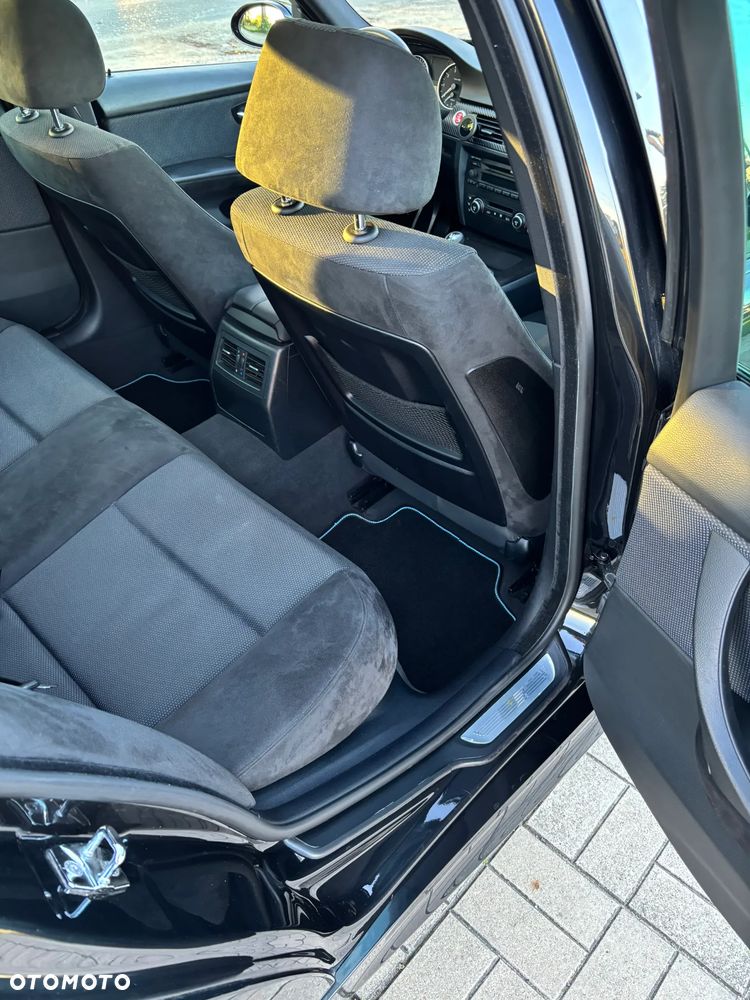 BMW Seria 3 - 17