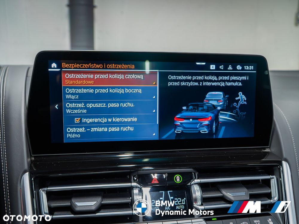 BMW Seria 8 840i - 38