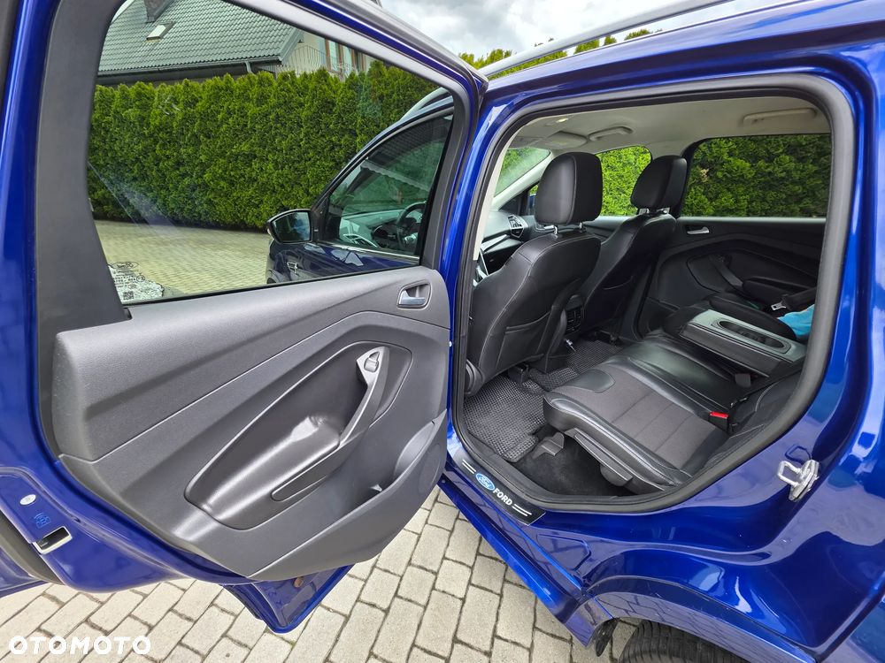 Ford Kuga 2.0 TDCi 4x4 Titanium - 20