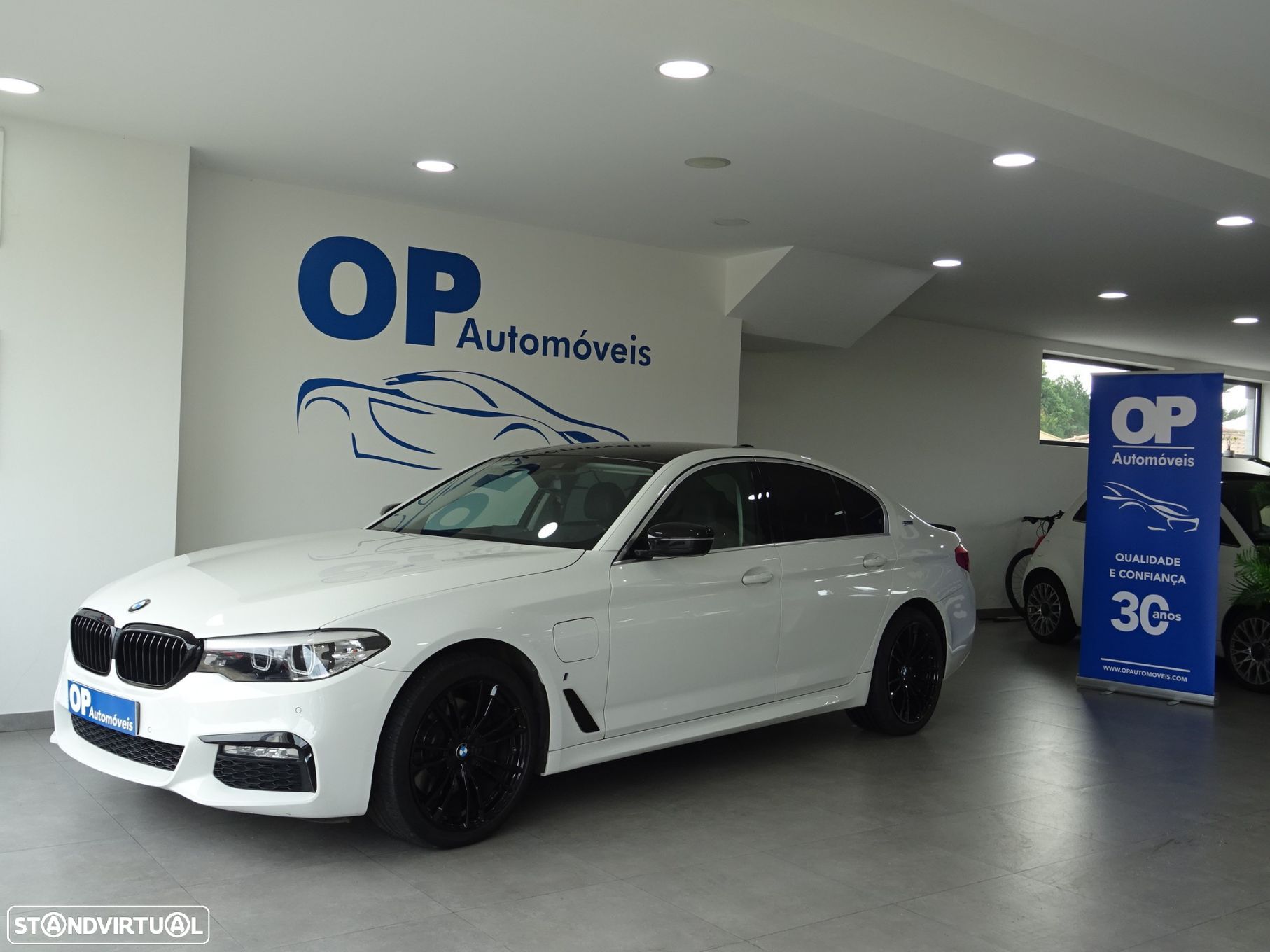 BMW 530 e iPerformance Pack M - 1