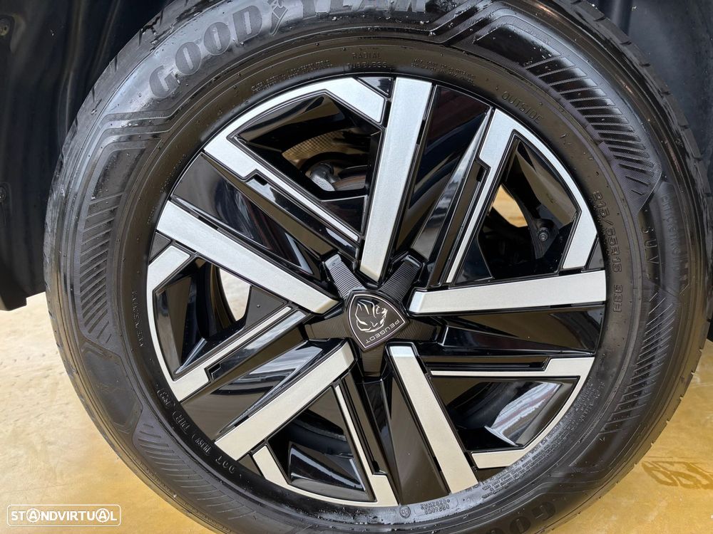 Peugeot 2008 1.2 PureTech Active - 19