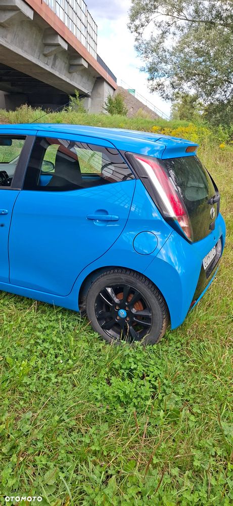 Toyota Aygo x-cite - 12