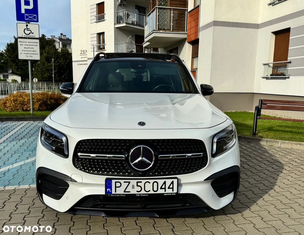 Mercedes-Benz GLB 200 AMG Line 7G-DCT - 2