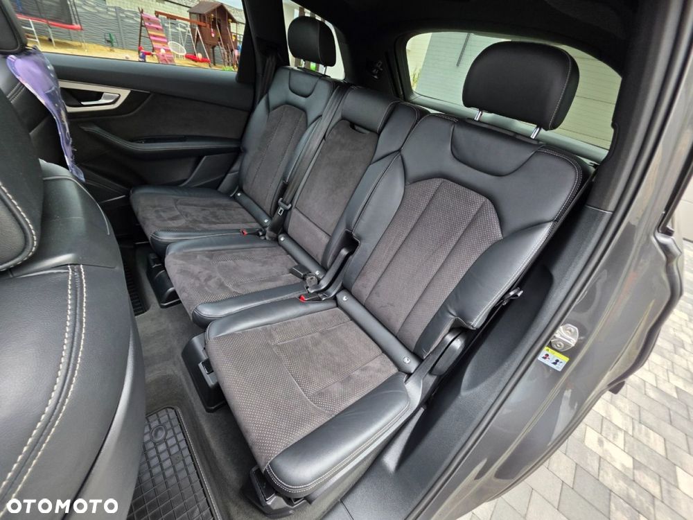 Audi Q7 - 23
