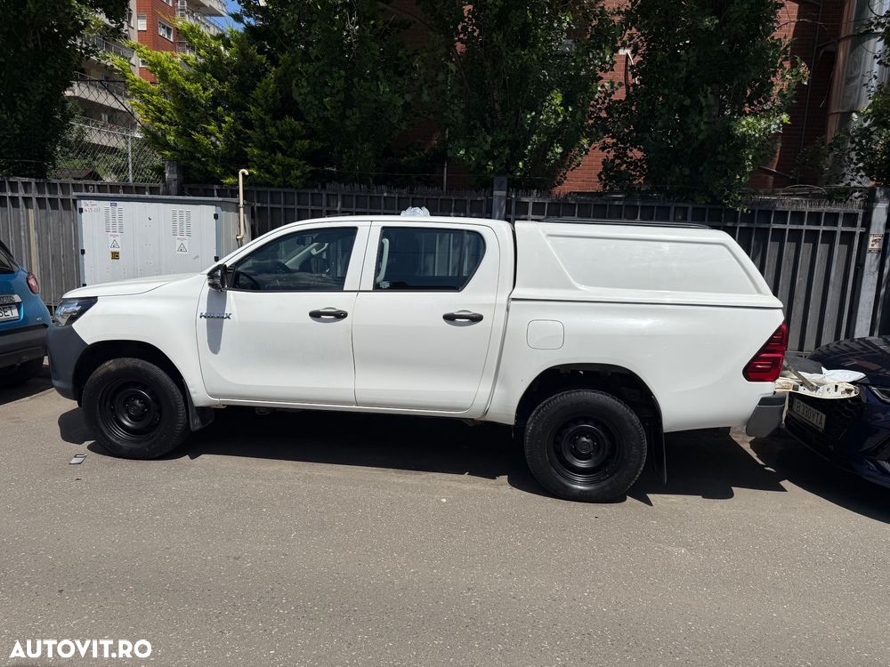 Toyota Hilux 4x4 Double Cab M/T Style - 18