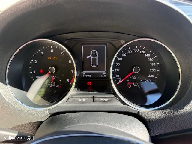 VW Polo 1.0 Confortline - 12