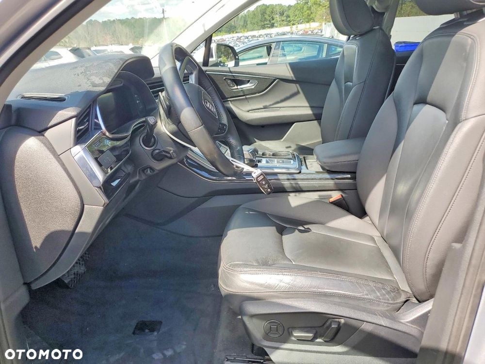 Audi Q7 - 8