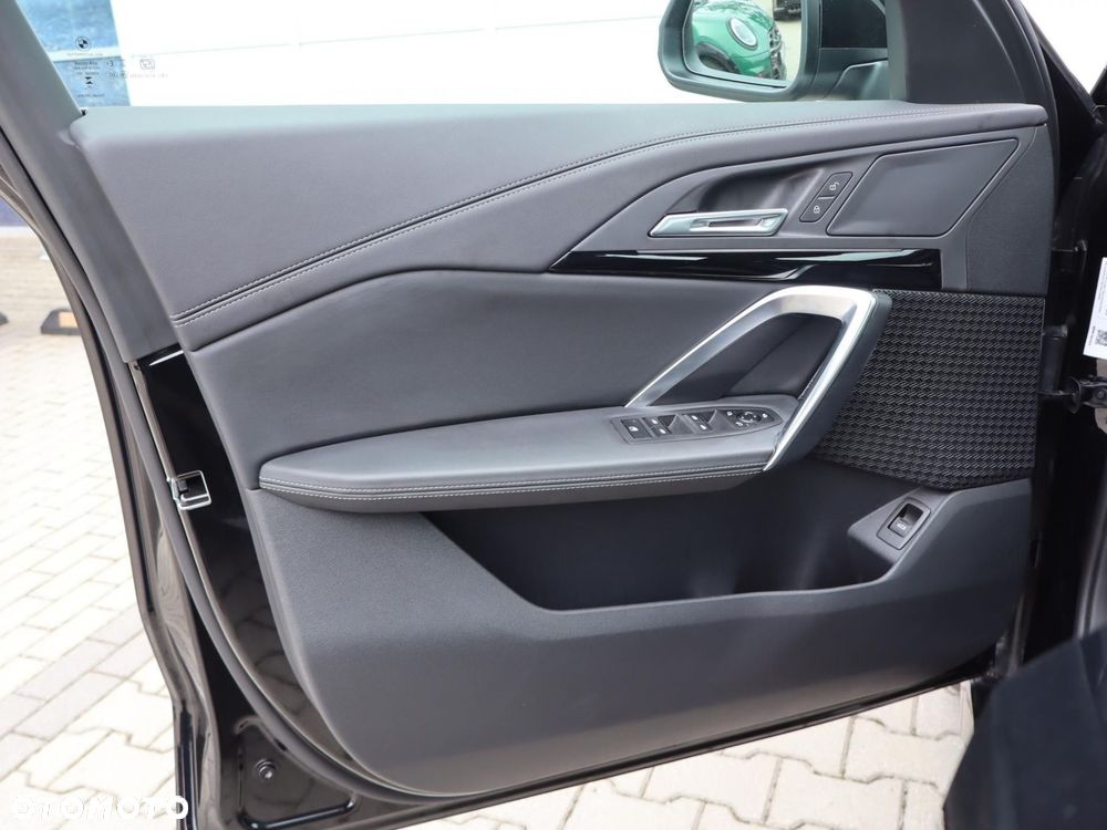 BMW X1 sDrive18i xLine - 16