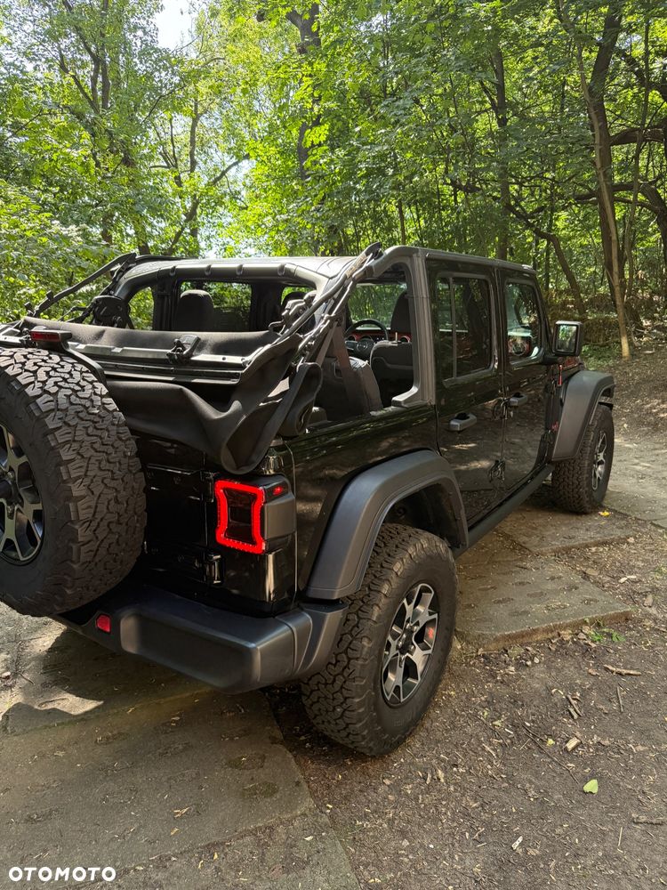 Jeep Wrangler - 22