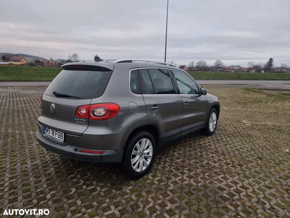 Volkswagen Tiguan 2.0 TDI 4Motion Sport & Style - 2