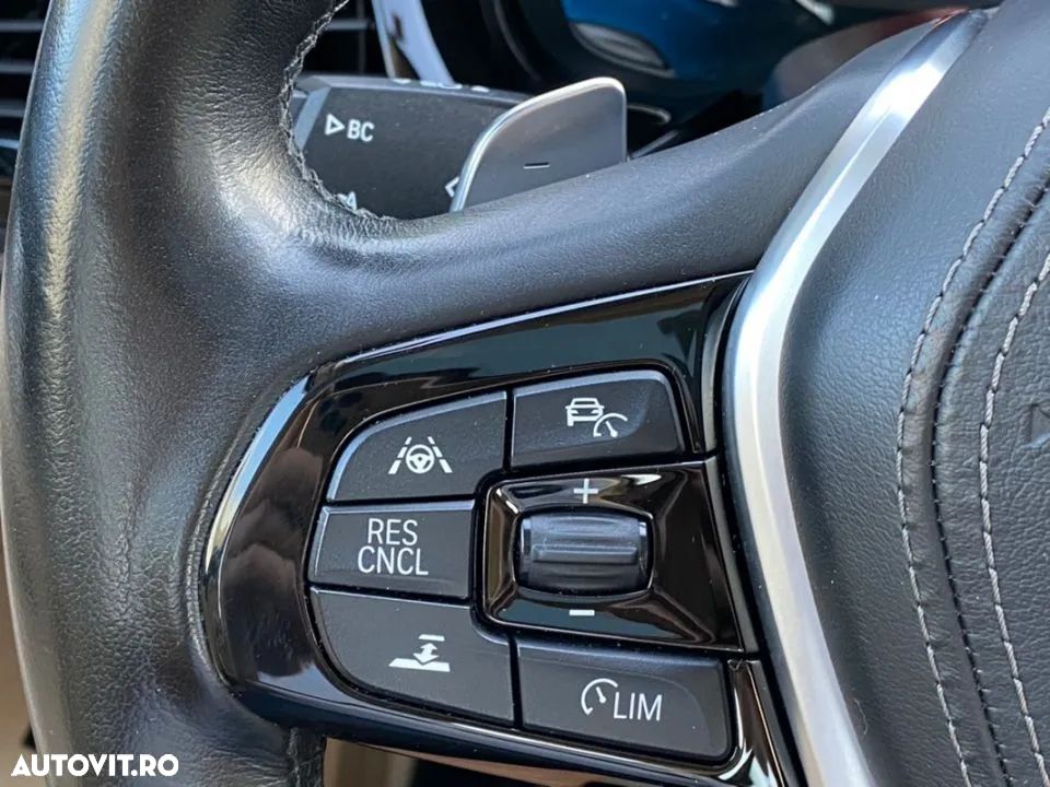 BMW Seria 5 520d Aut. Sport Line - 20