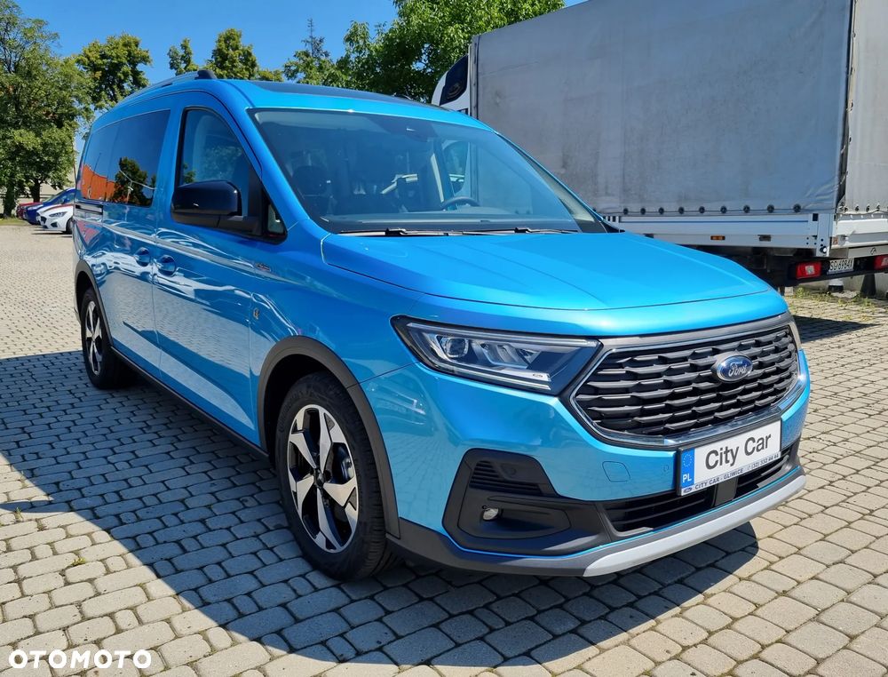 Ford Tourneo Connect Grand - 36