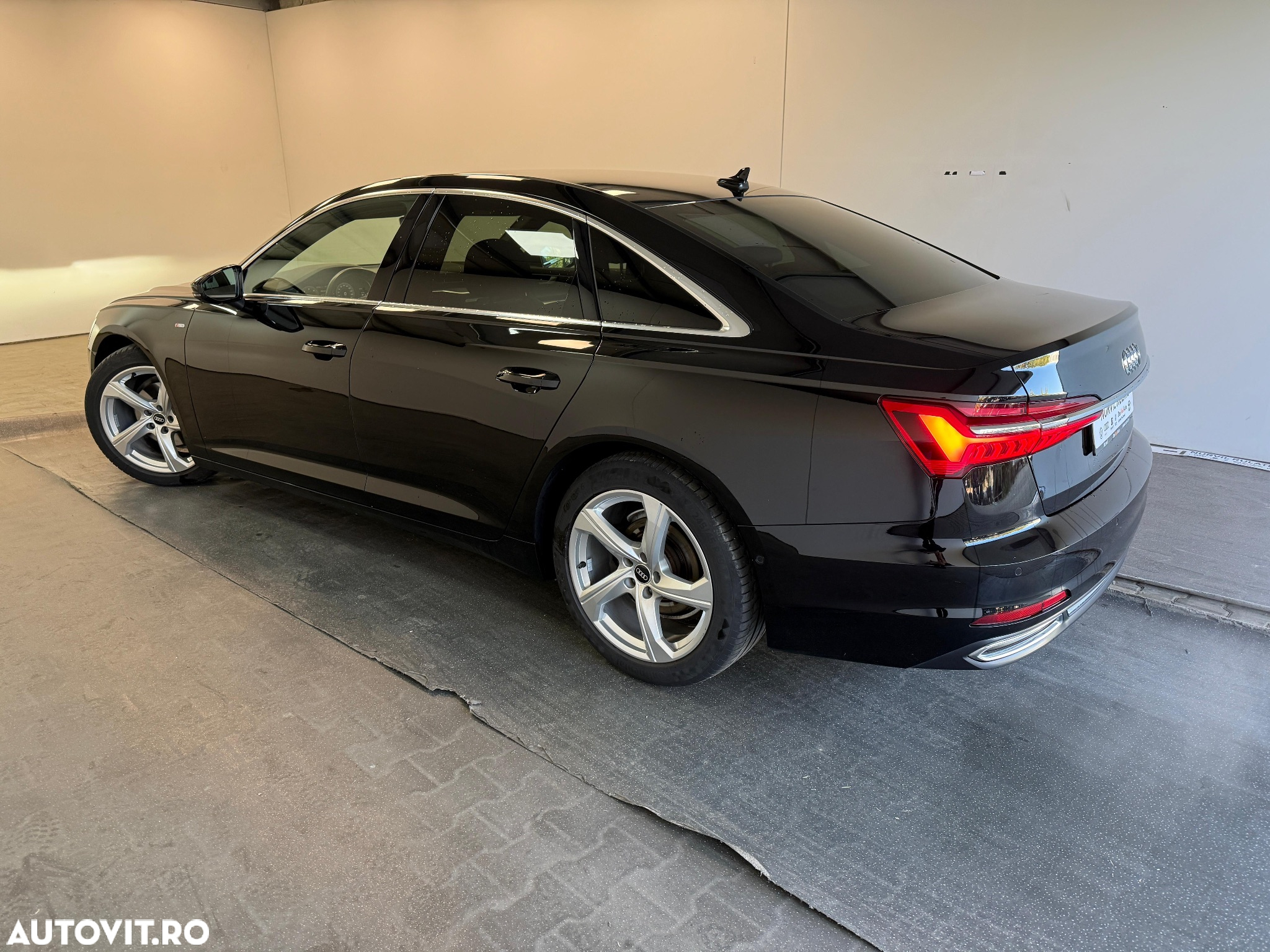 Audi A6 2.0 40 TDI S tronic Sport - 28