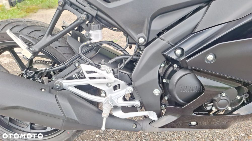 Yamaha YZR - 6