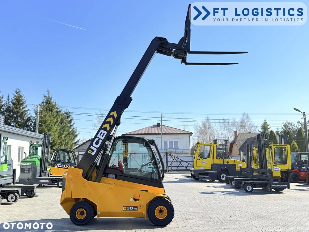 JCB WÓZEK TELESKOPOWY JCB TLT30D / KABINA / 2022 ROK / TYLKO 3446 MOTOGODZIN / PRZESUW BOCZNY / NOWE OPONY - 28