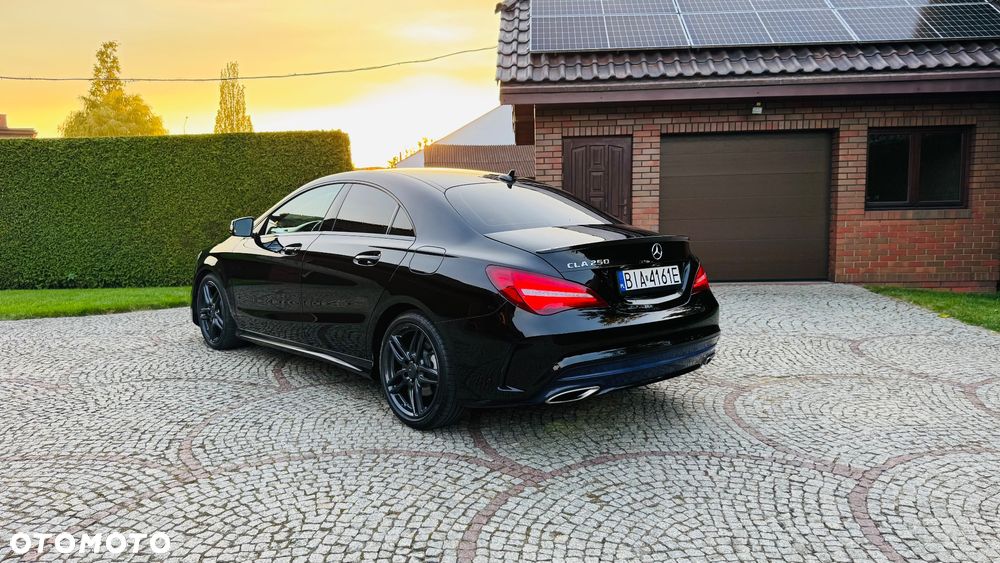 Mercedes-Benz CLA 250 7G-DCT Sport - 5