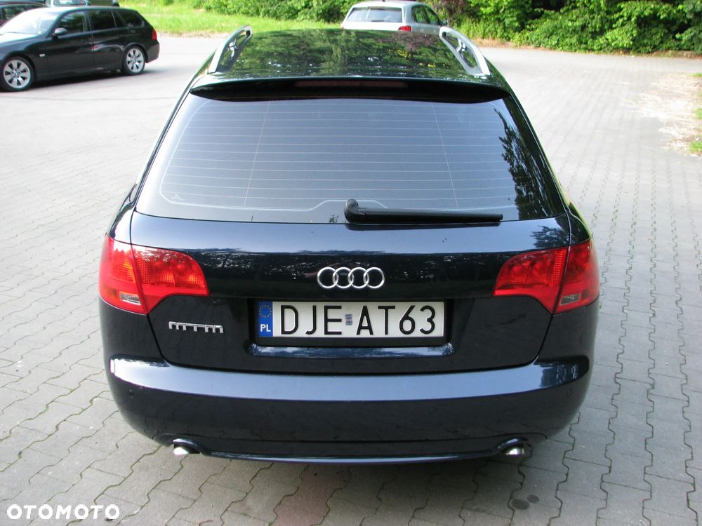 Audi A4 Avant 2.0 TDI DPF - 8