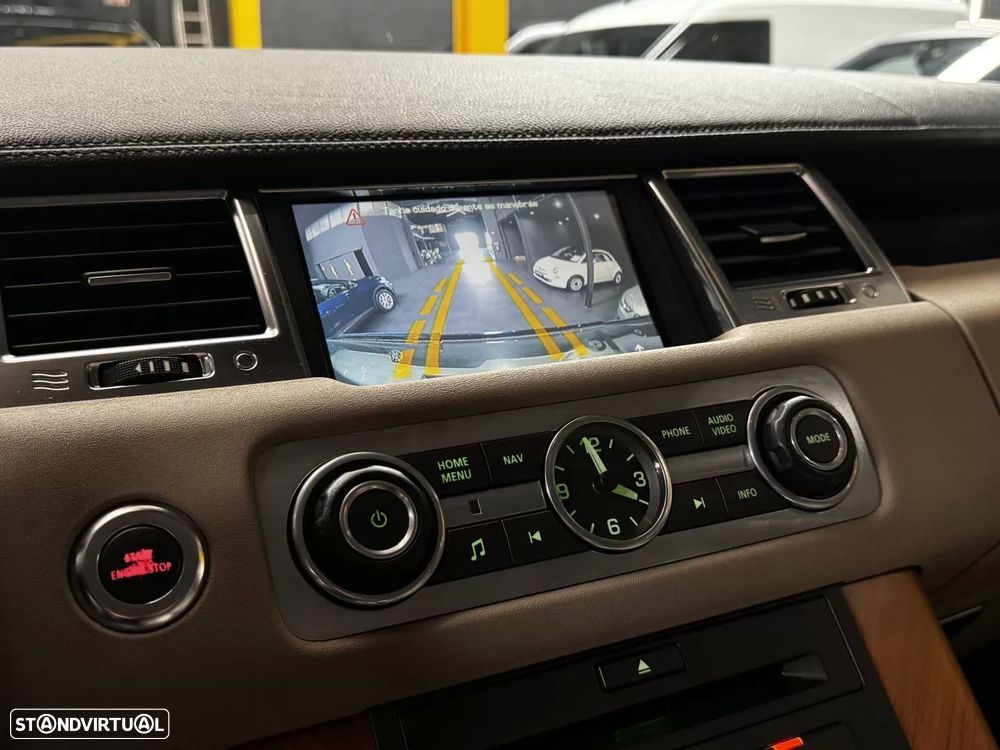Land Rover Range Rover Sport 3.0 TDV6 HSE - 33