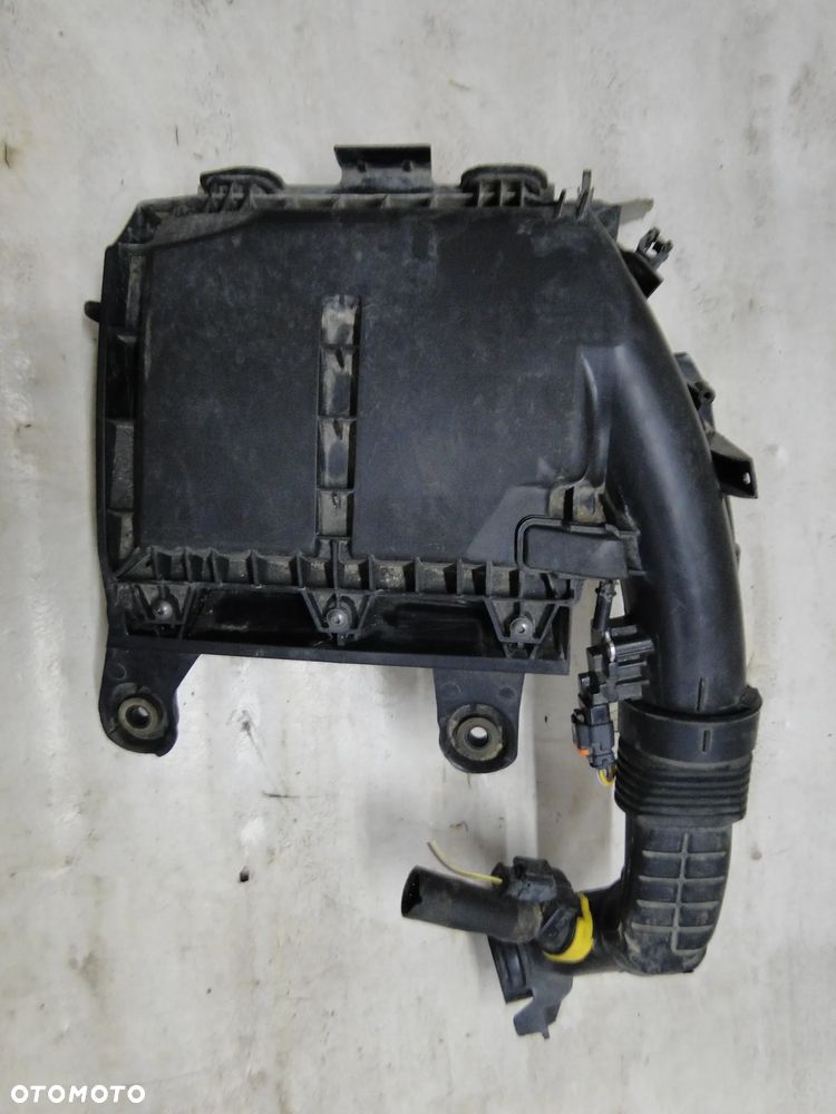PARTNER BERLINGO III 3 OBUDOWA FILTRA POWIETRZA PRZEPŁYWOMIERZ 1.6 E-HDI 12-18r