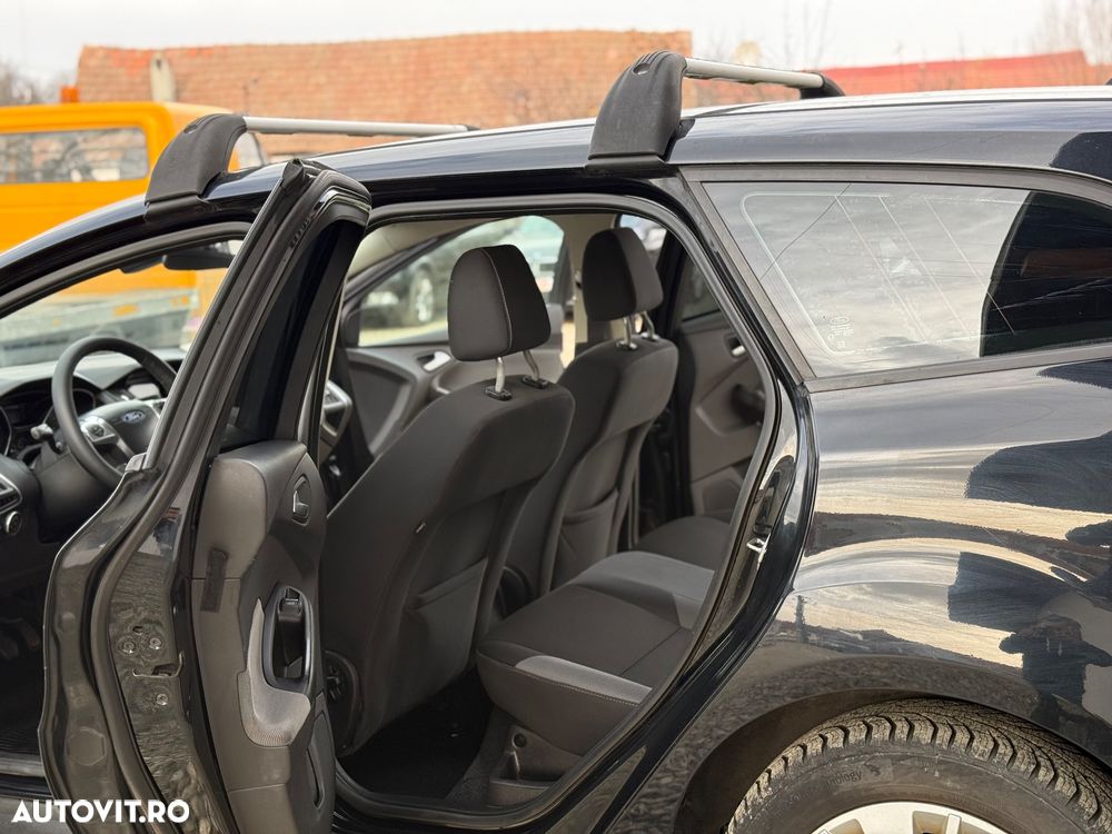 Ford Focus 1.6 TDCi DPF Titanium - 7