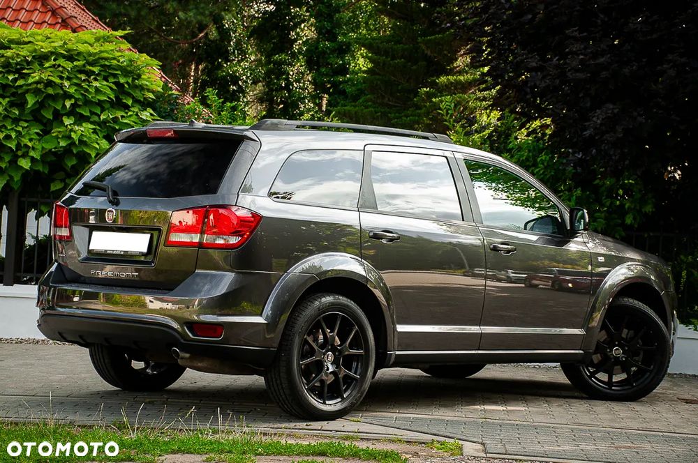 Fiat Freemont 2.0 Multijet 16V DPF Automatik Allrad Black Code - 18