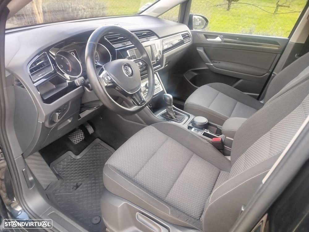 VW Touran 1.6 TDI Confortline DSG - 14