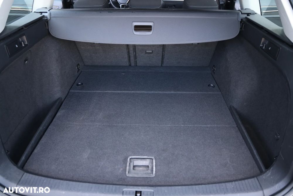 Volkswagen Golf 1.6 TDI SCR DSG Comfortline - 31