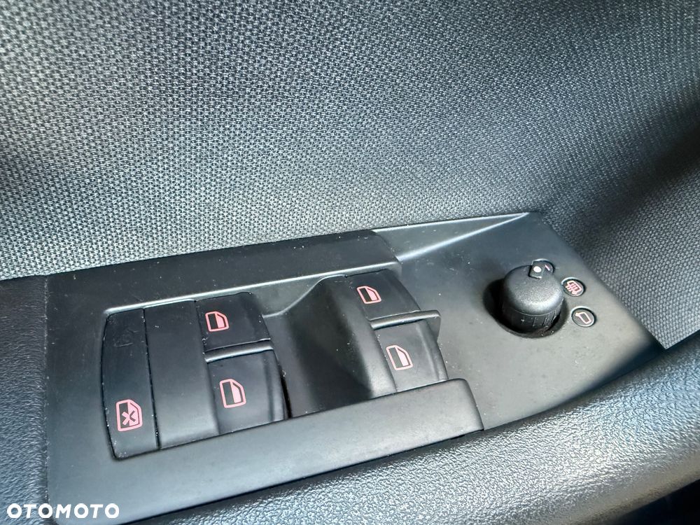 Audi A3 Sportback 1.4 TFSI Ambiente - 9