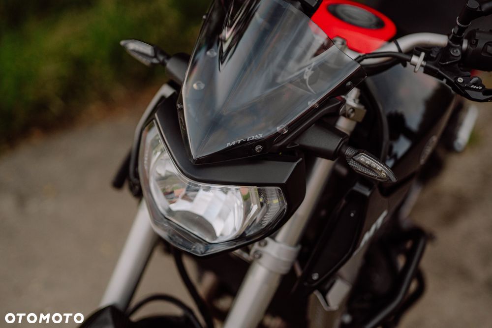 Yamaha MT - 6