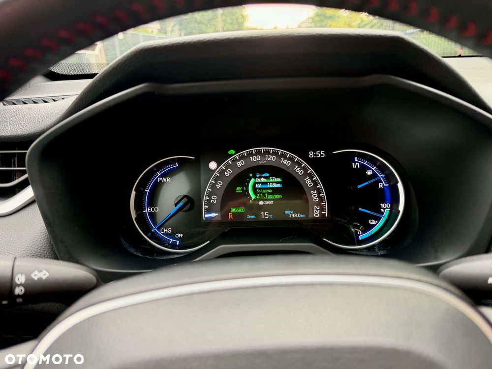 Toyota RAV4 - 8