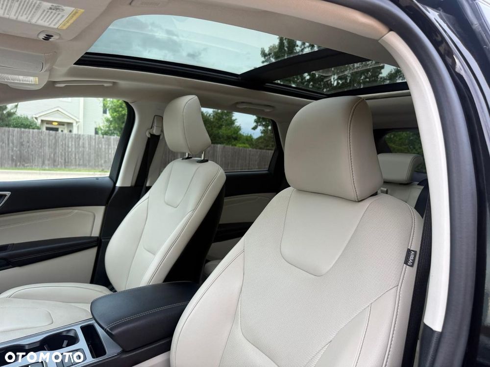 Ford Edge - 11