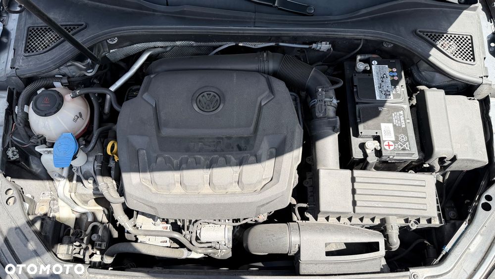 Volkswagen Passat - 36