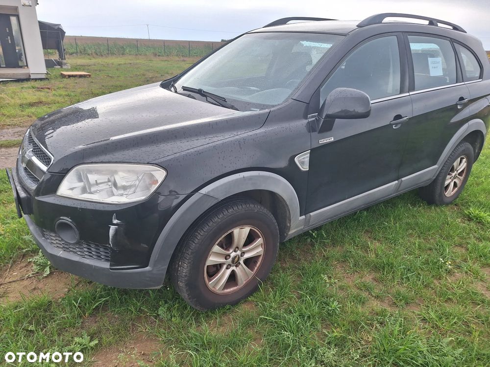 Chevrolet Captiva 2.4 LS 5os - 2