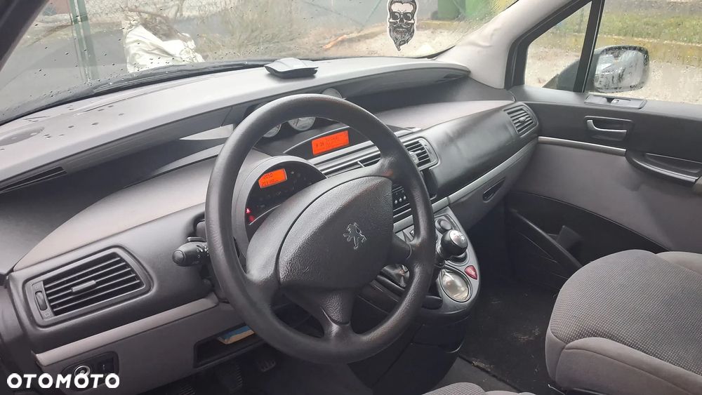 Peugeot 807 2.0 HDi Active - 17