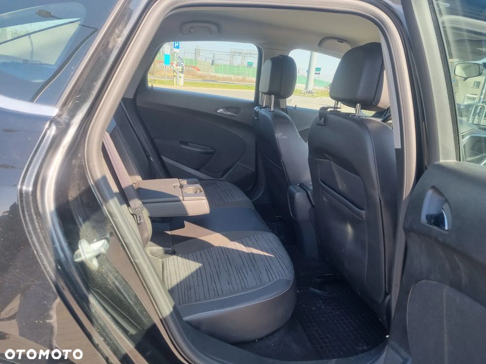 Opel Astra 1.4 T Business EU6 - 6