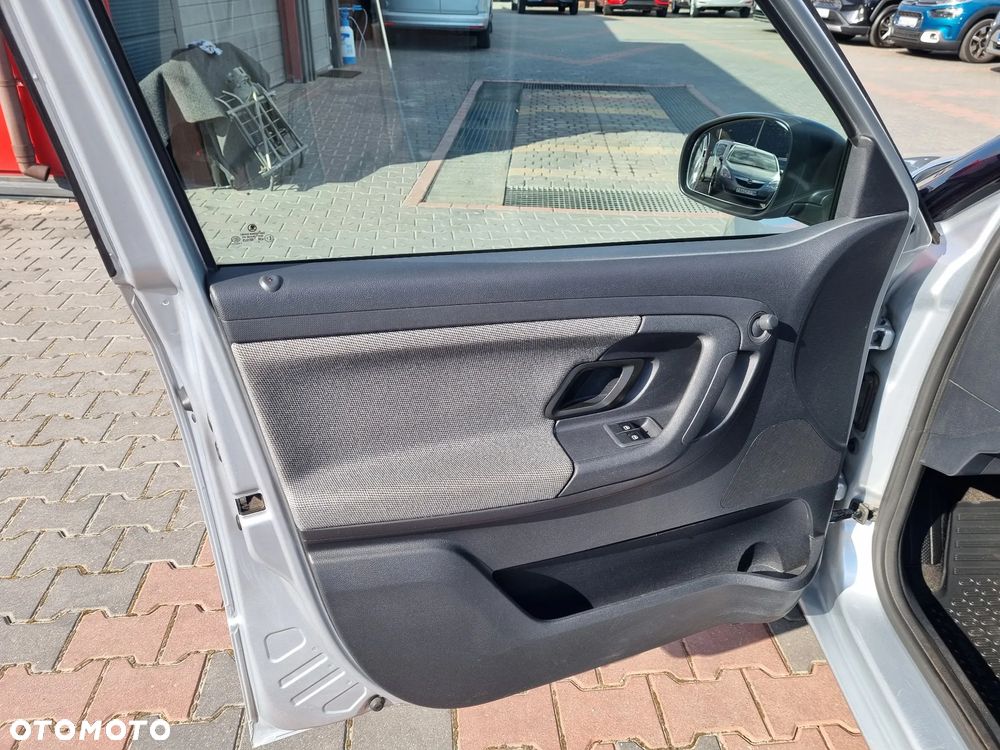 Skoda Fabia 1.2 12V Active - 9