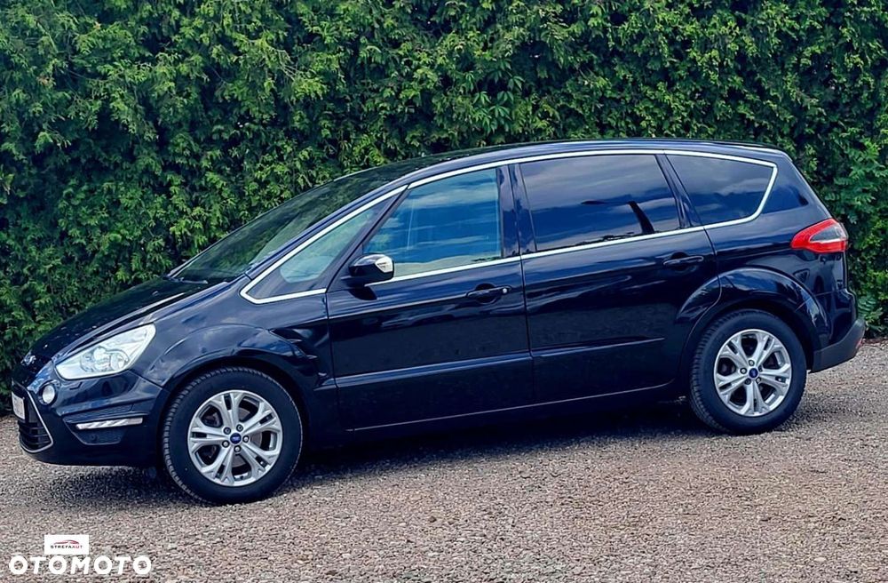 Ford S-Max - 17
