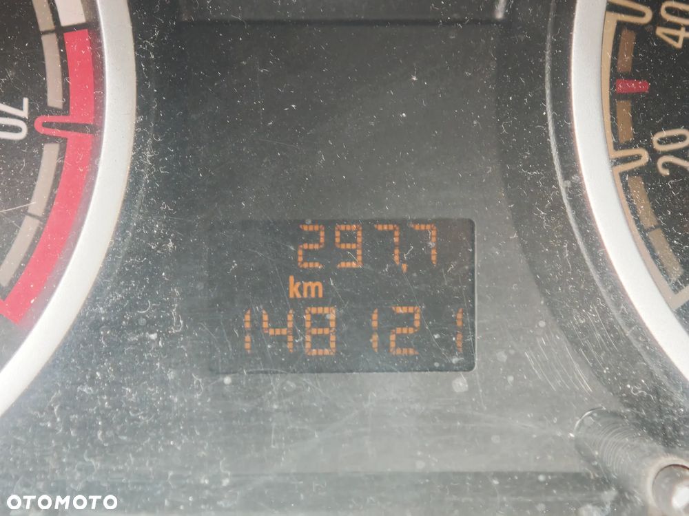 Opel Corsa 1.2 16V - 11