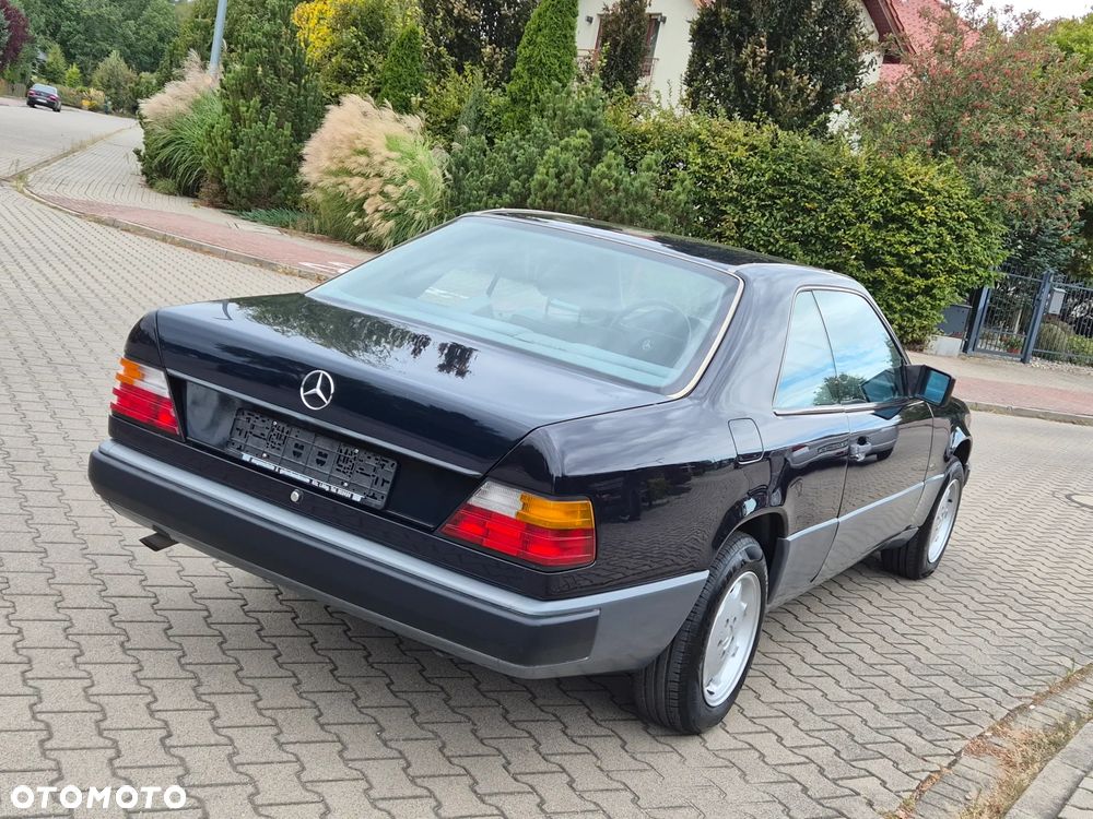 Mercedes-Benz W124 (1984-1993) - 10