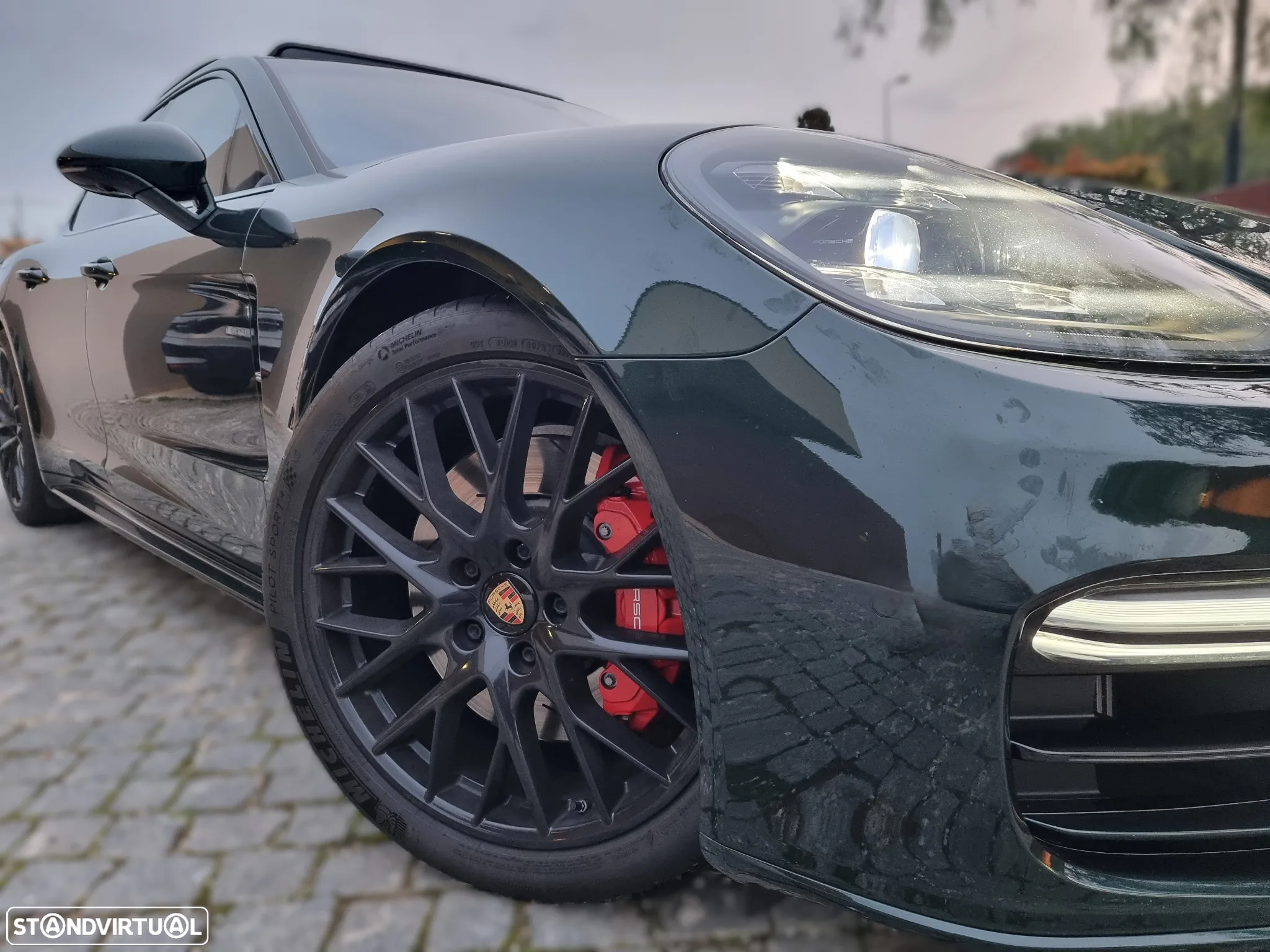 Porsche Panamera GTS - 4