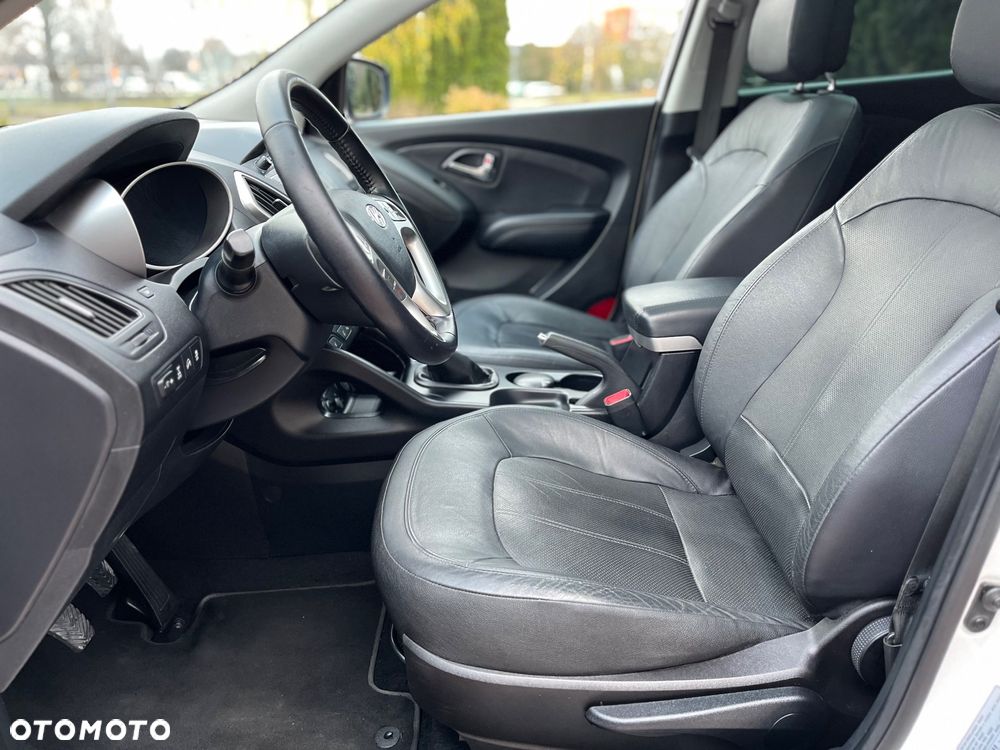 Hyundai ix35 2.0 CRDi 4WD Premium - 16