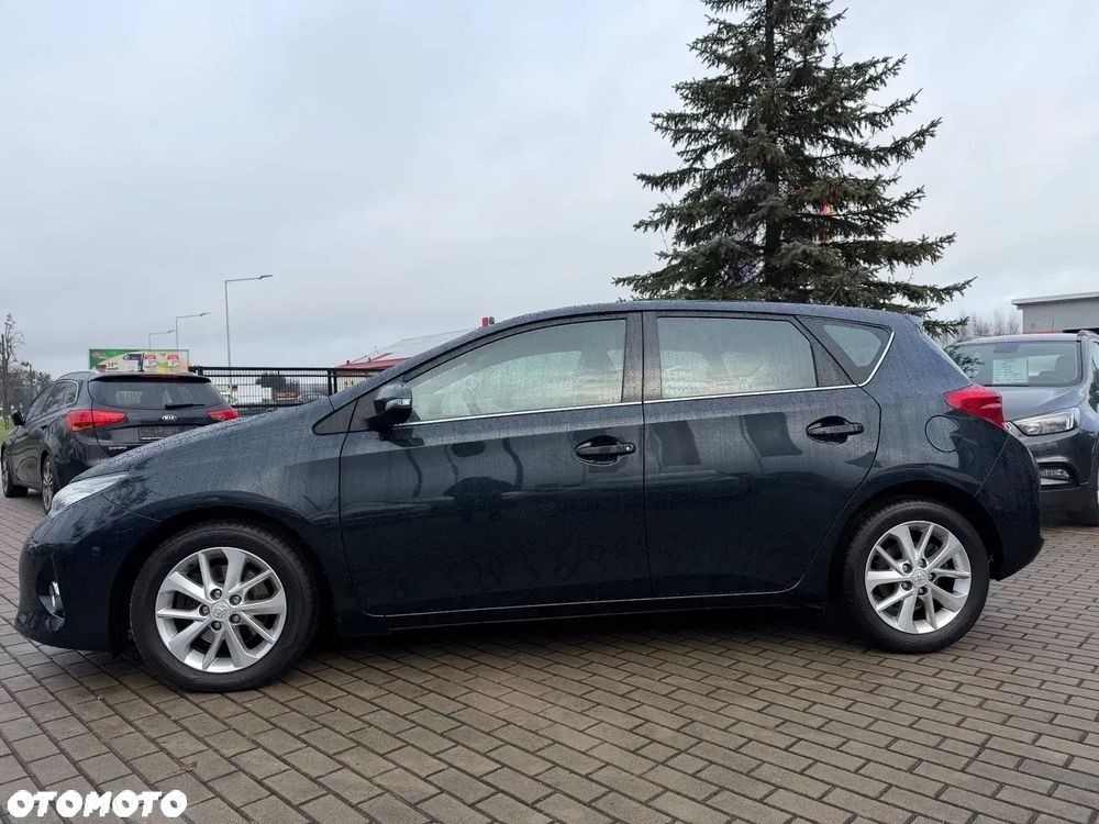 Toyota Auris 2.0 D-4D Edition - 3