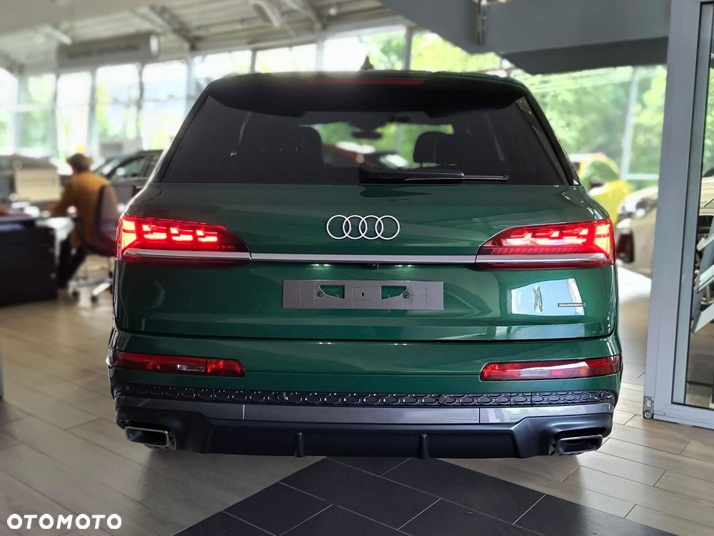 Audi Q7 - 6