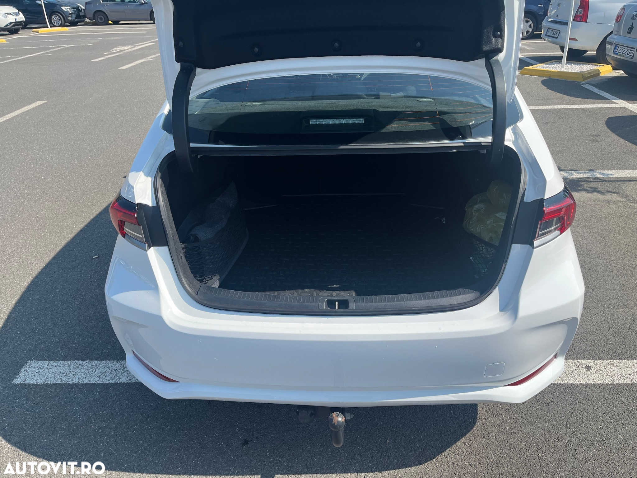 Toyota Corolla Sedan 1.8 HEV Eco - 5