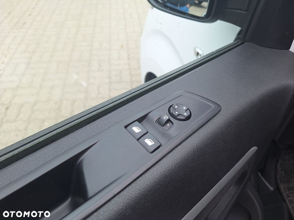 Fiat Scudo Maxi Brygadowka 2.0 145KM - 6 osób - FV23% - leasing - od dealera - 15