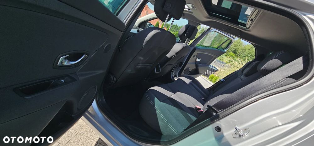 Renault Megane 2.0 140 CVT Dynamique - 25