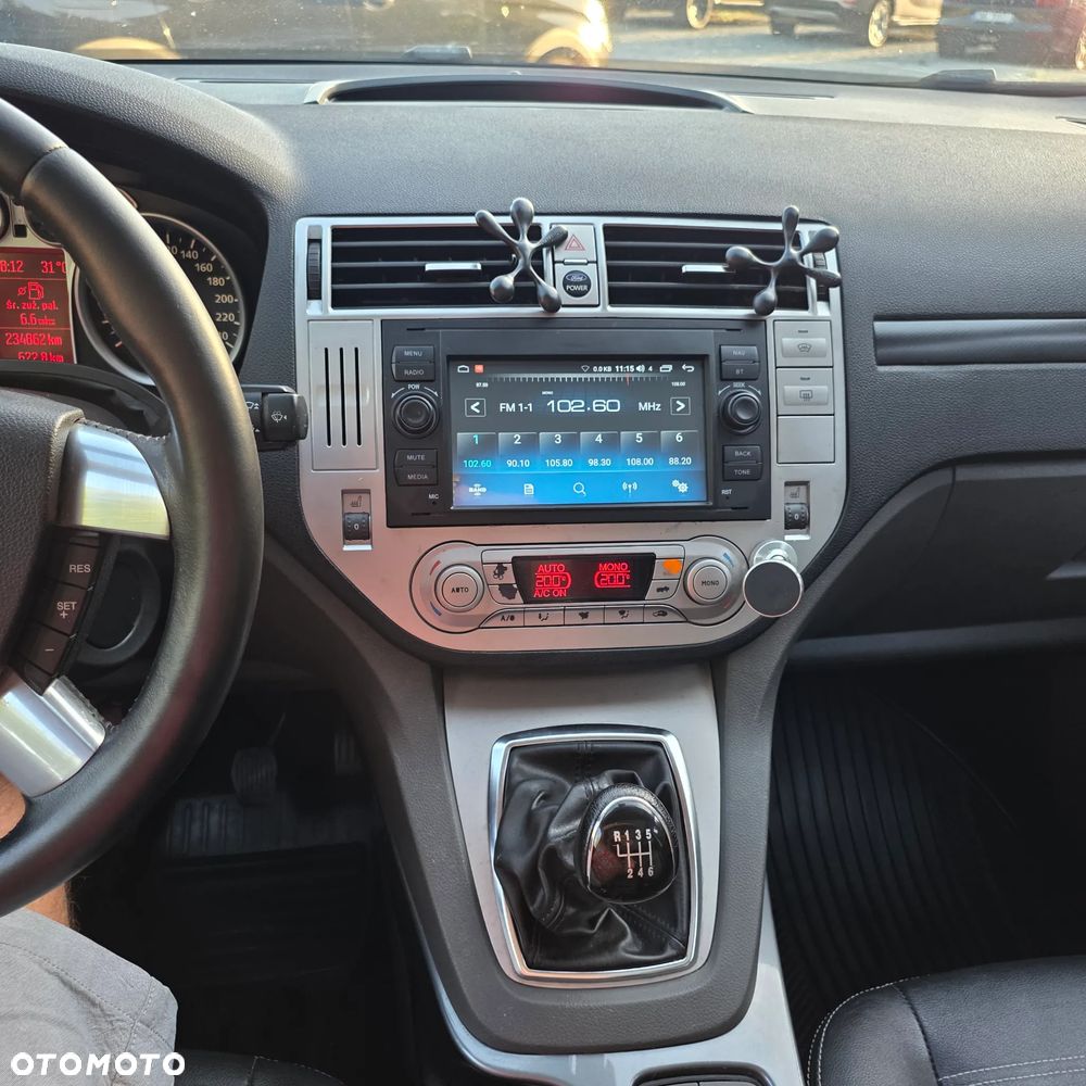 Ford Kuga 2.0 TDCi 4x4 Titanium - 8