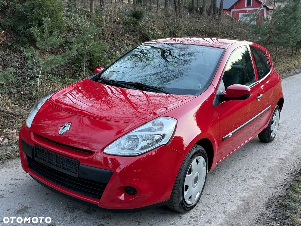 Renault Clio 1.2 16V Authentique - 1