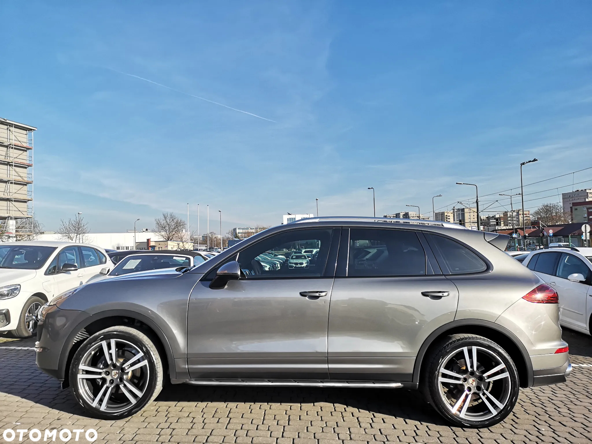 Porsche Cayenne Diesel Platinum Edition - 6